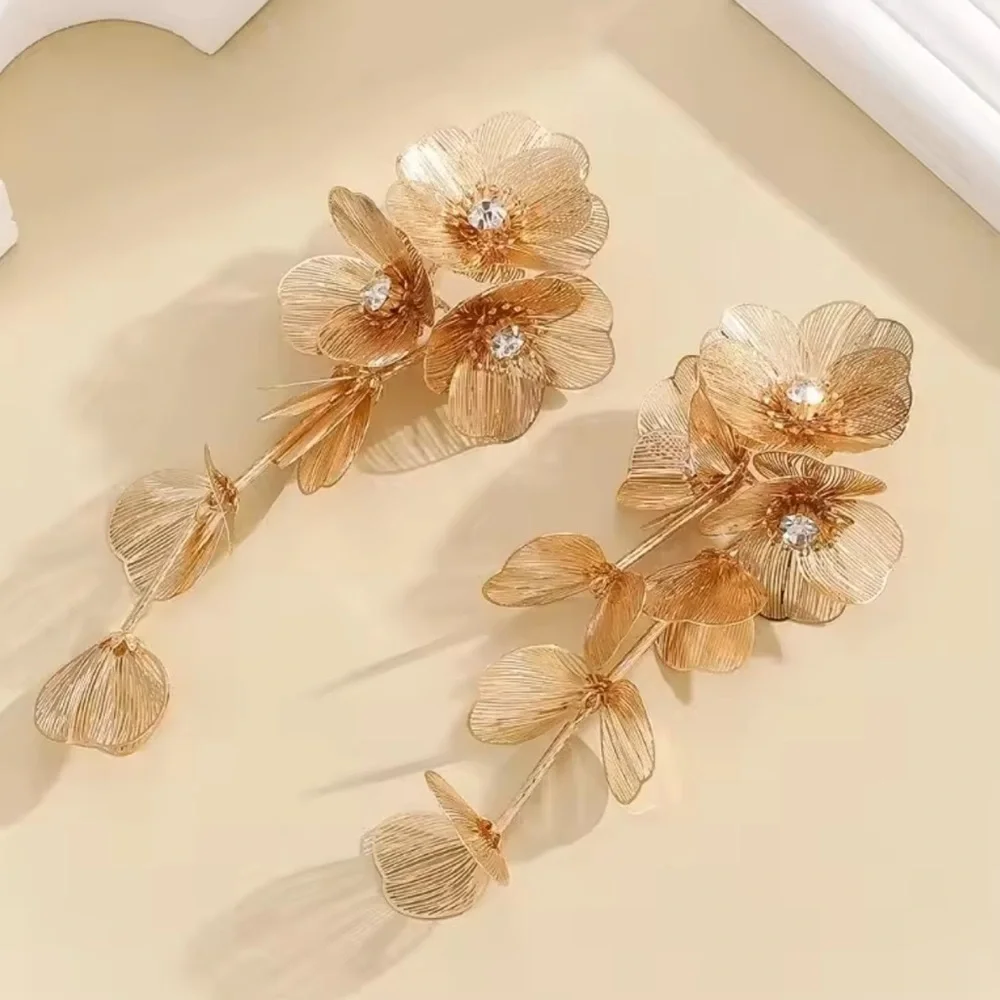 Anthropologie Gold Floral Drop Earrings - Picture 10 of 10